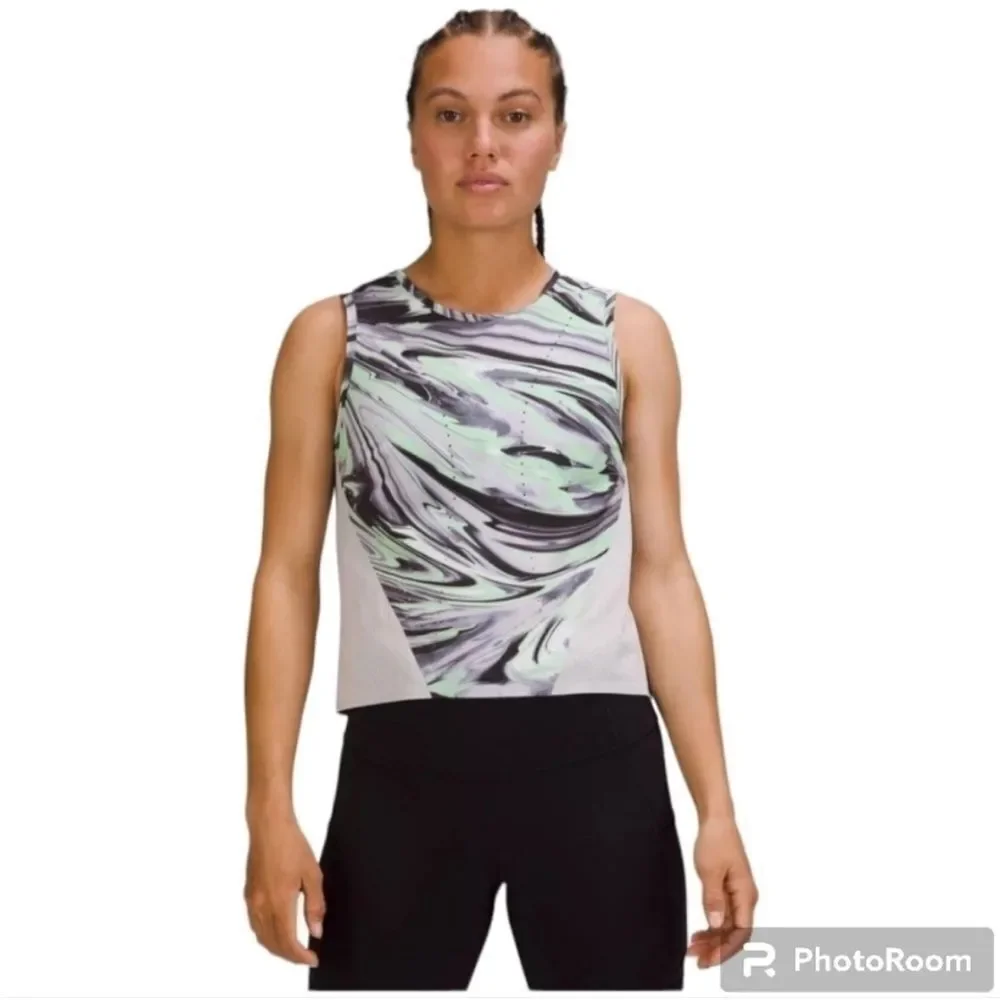 Lululemon Swift ventilated running tank SZ 2